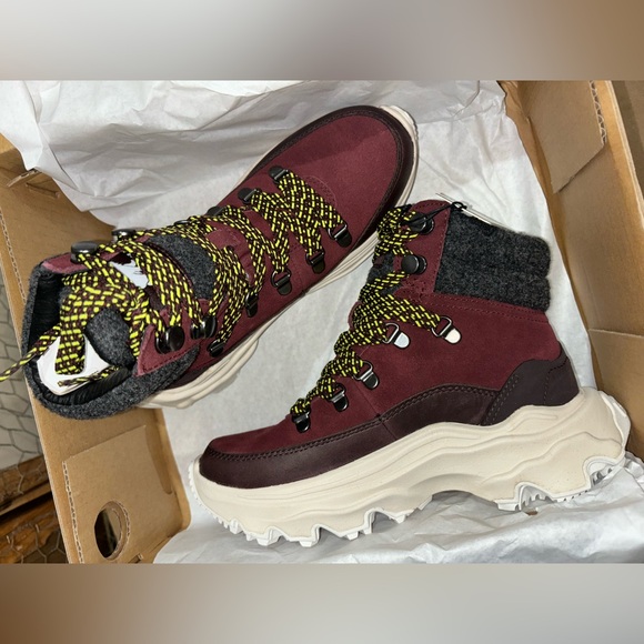 Sorel boots KINETIC"™ BREAKTHRU CONQUEST *Brand new* - Picture 2 of 3